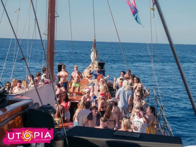 Utopia - Fiesta en un barco